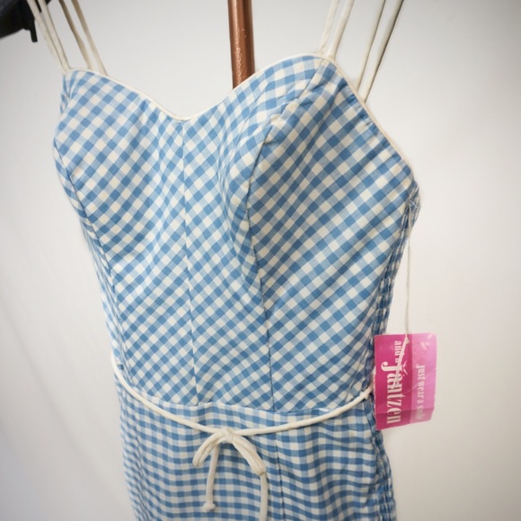 Vintage swimsuit - Picture 2 of 7